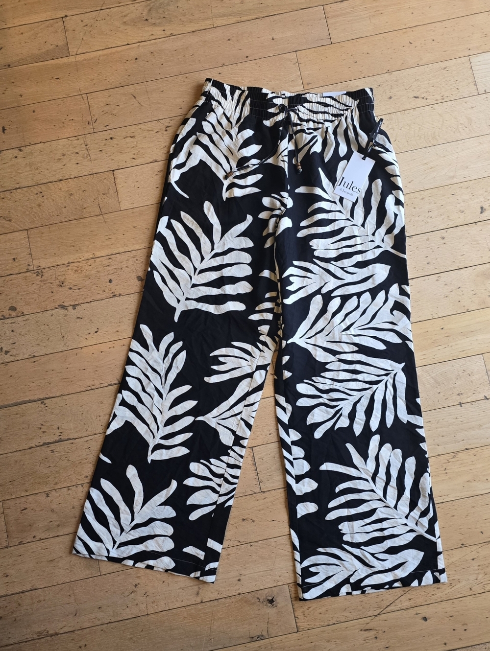Wide-Leg Palm Print Resortwear Beachy Summer Coastal Vacation Pants